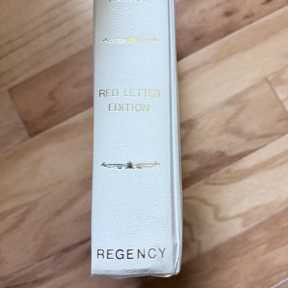 Regency Holy Bible King James Red Letter White Gold Hardcover‎ Family Records - Picture 7 of 16